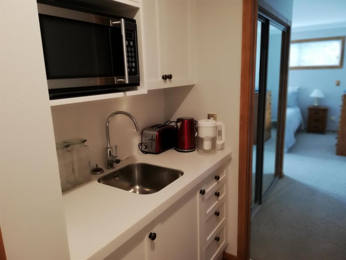 Whaka Heights Bed & Breakfast Christchurch Ngoại thất bức ảnh