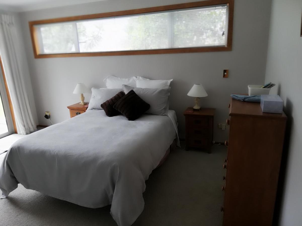 Whaka Heights Bed & Breakfast Christchurch Ngoại thất bức ảnh